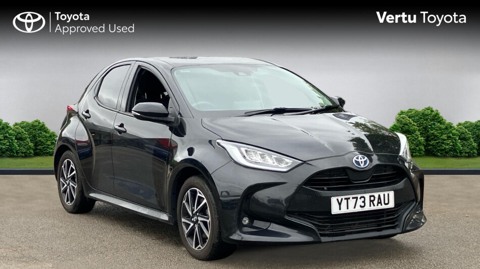 Toyota Yaris 1.5 Hybrid Design 5dr CVT Hybrid Hatchback